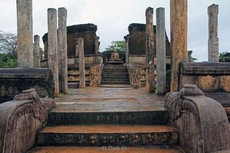 sri lanka boeddhistische tempels in polonnaruwa