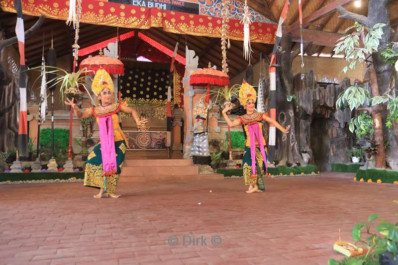 bali barong balinese dance