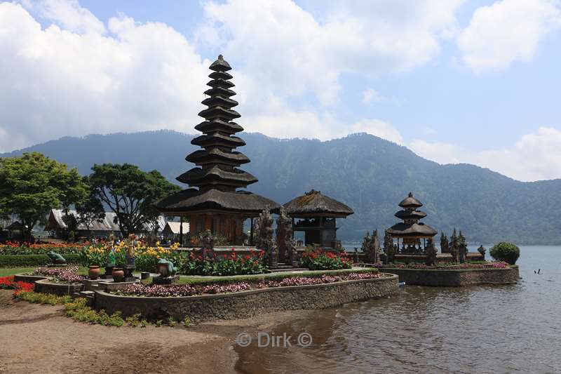 bali hindoe tempel bratan lake pura puseh danu