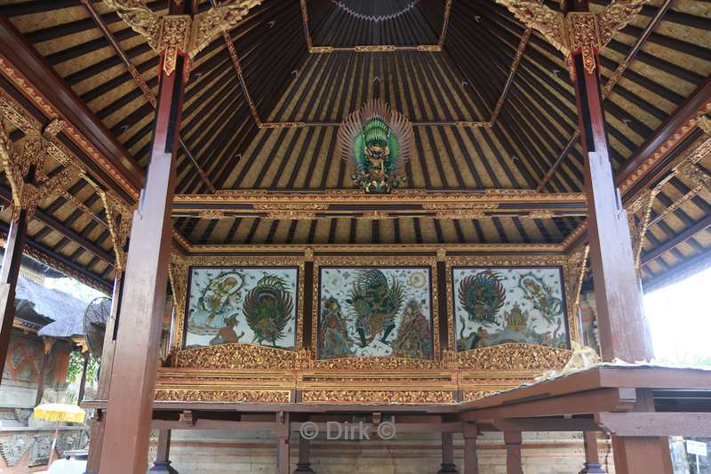 bali hindoe tempel pura puseh