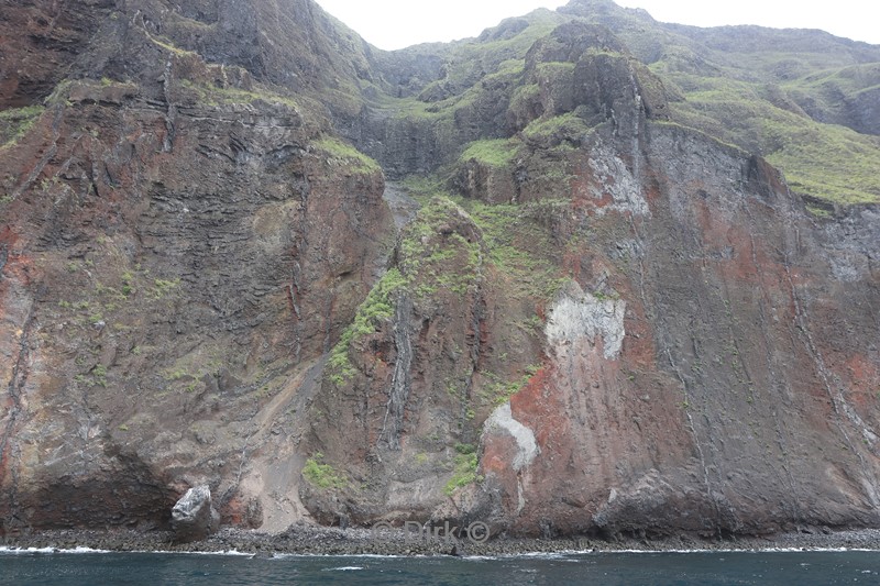 galapagos fernandina island rotsen