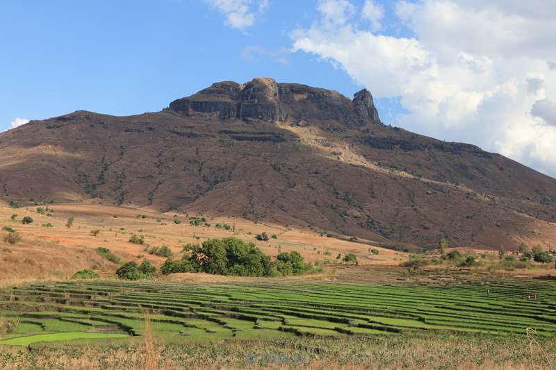 madagaskar tsaranoro valley