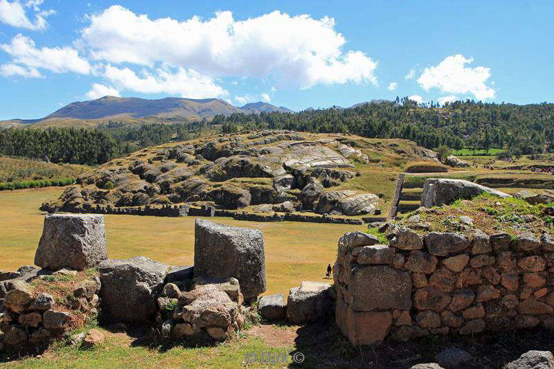 saqsayhuaman cuzco peru